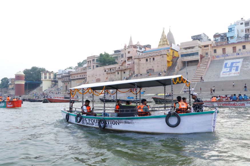 DS Group Pilots Electric Boat Conversion in Varanasi to Promote Sustainable River Transport